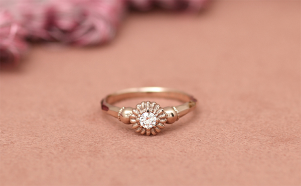 お花のフルオーダー婚約指輪