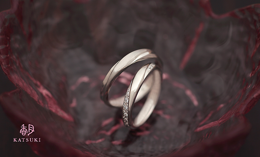おふたりらしい個性のつまったフルオーダー結婚指輪