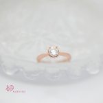 0.5ctピンクゴールドの婚約指輪【フルーリ】