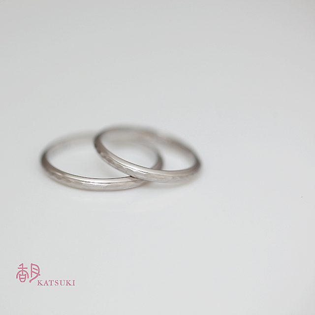 断面にアレンジを加えた結婚指輪【リール】 ブログ 結婚指輪と婚約指輪のオリジナルジュエリーのKATSUKI