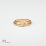 イエローゴールド木目の結婚指輪【マロニエ】